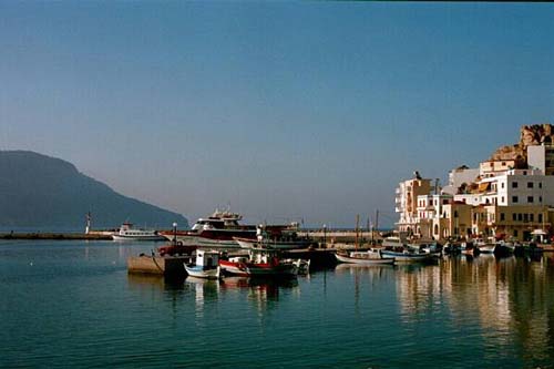 Karpathos, Town harbor